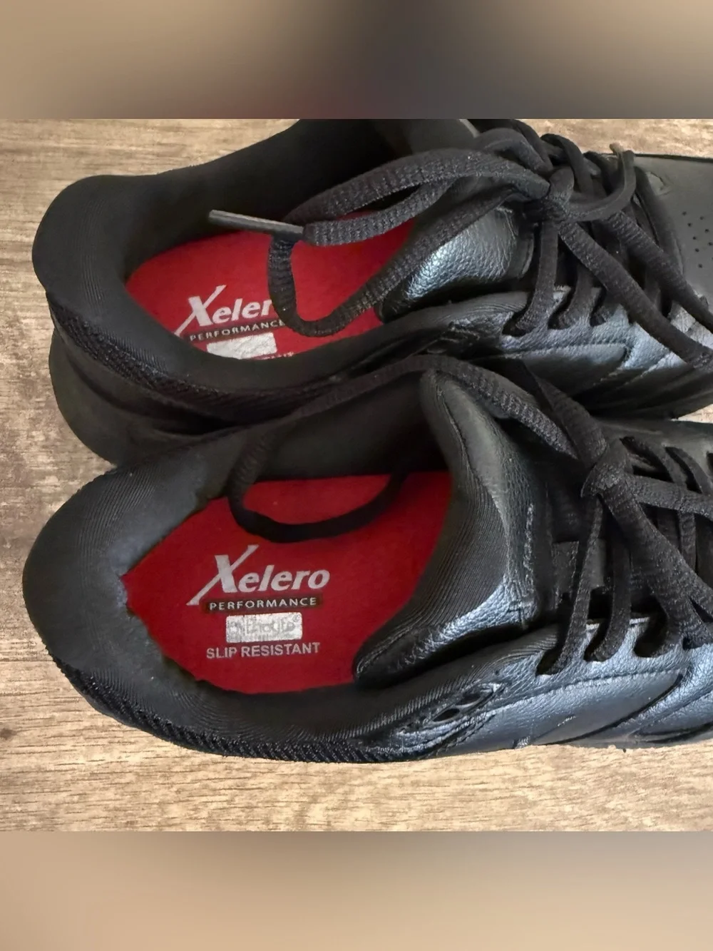 Xelero Performance Black Leather Slip Resistant Sneakers X97400D Women’s Sz 8